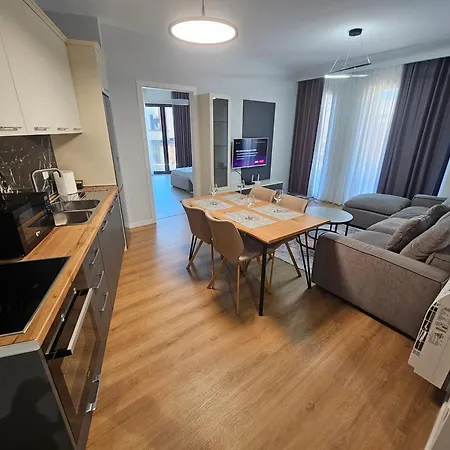 Amara Apartment *