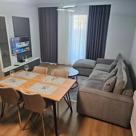 Amara Apartment *